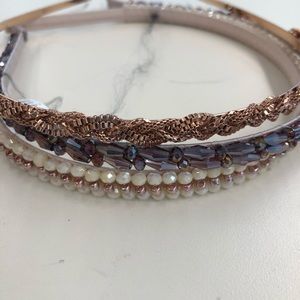 LOFT headband with ringtones pearls